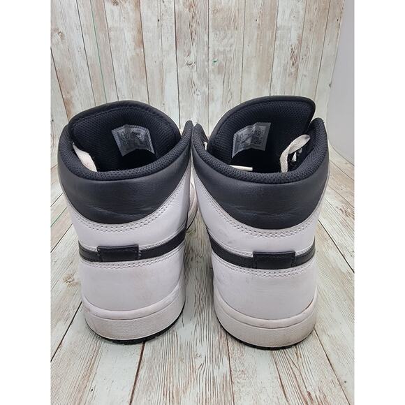 Jordan Air Jordan 1 Mid White Black Mens 8.5 Athletic Sneaker Mid Top DQ8426-132